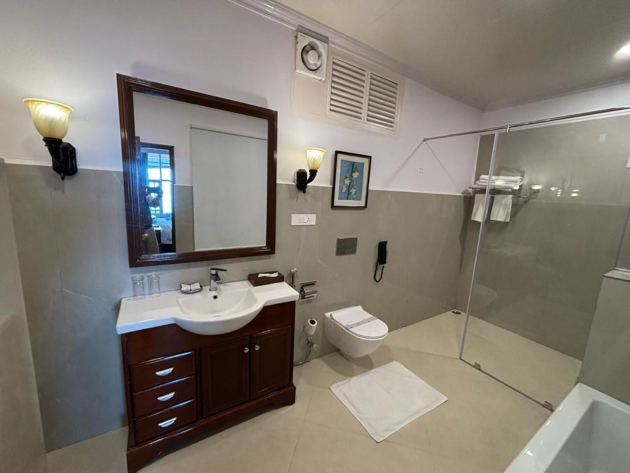 קלימפונג The Elgin Silver Oaks - Heritage Resort & Spa מראה חיצוני תמונה